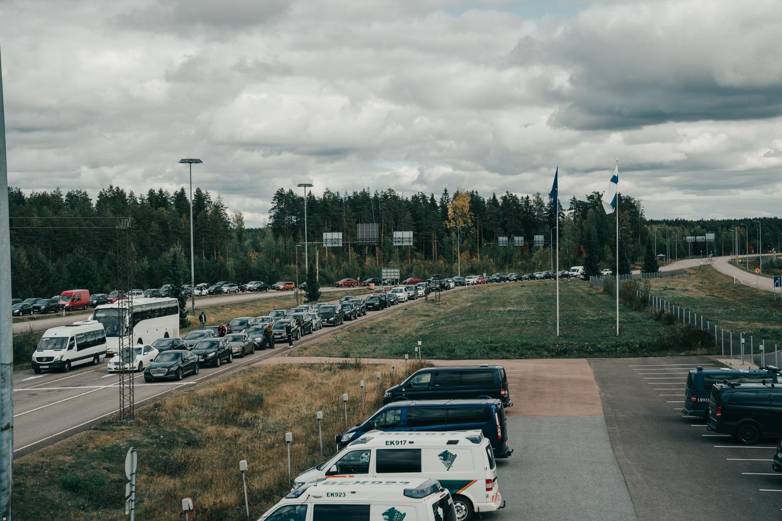 Autoja jonottamassa Vaalimaalla